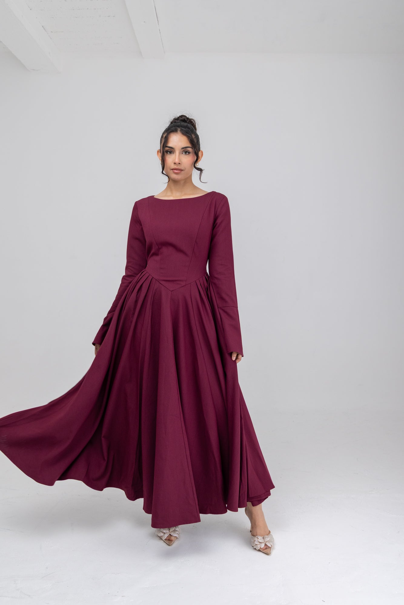 Limited Edition Cotton Blend V Hem Dress Burgundy